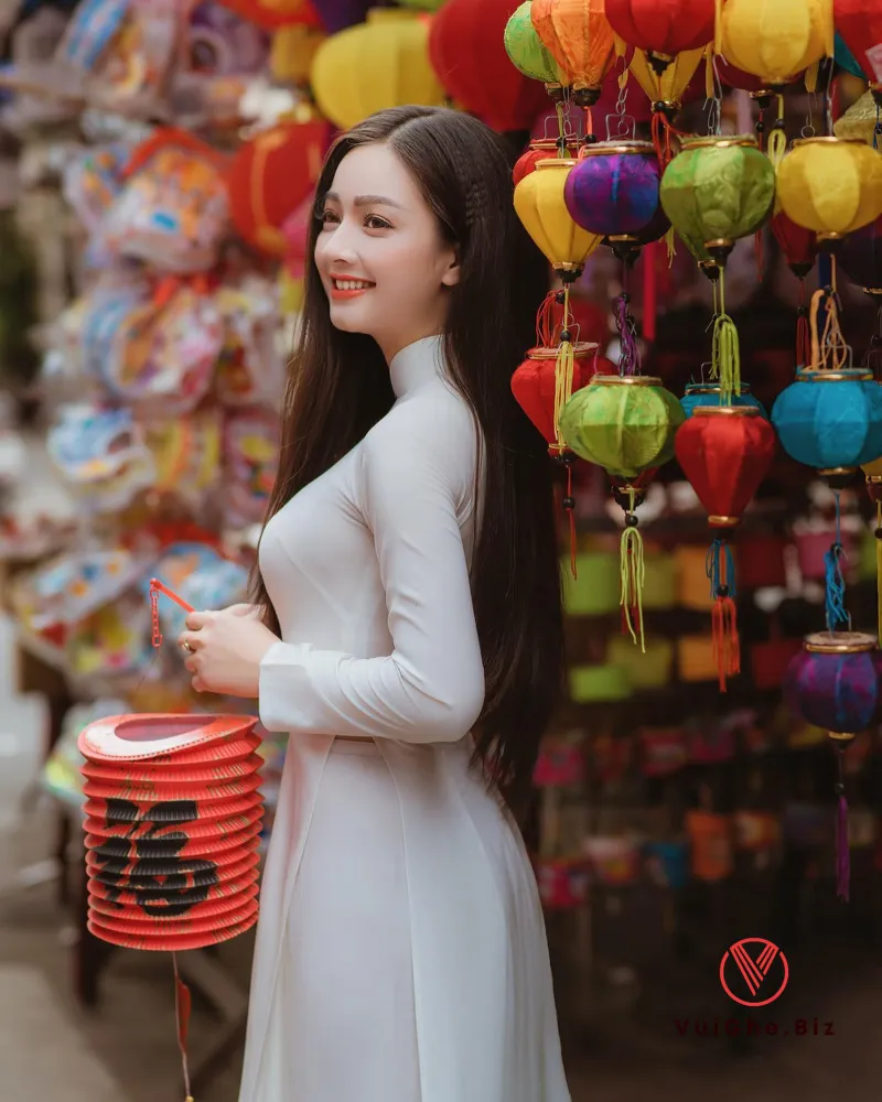 gai xinh mac ao dai khoe mong 61