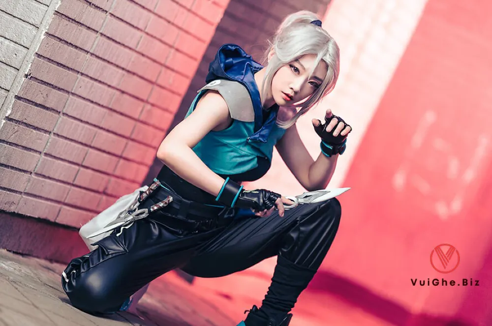 Cosplay Jett của cô nàng Charess siêu ngầu