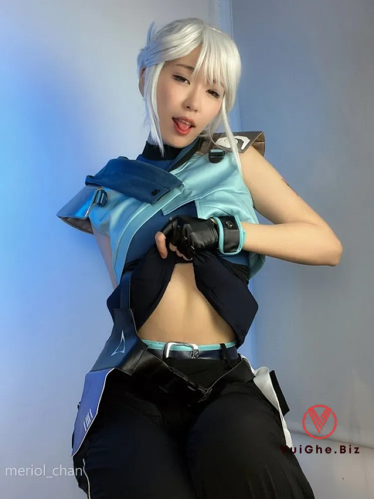 Jett cosplay được gái xinh coser lại cực sexy và quyến rũ 