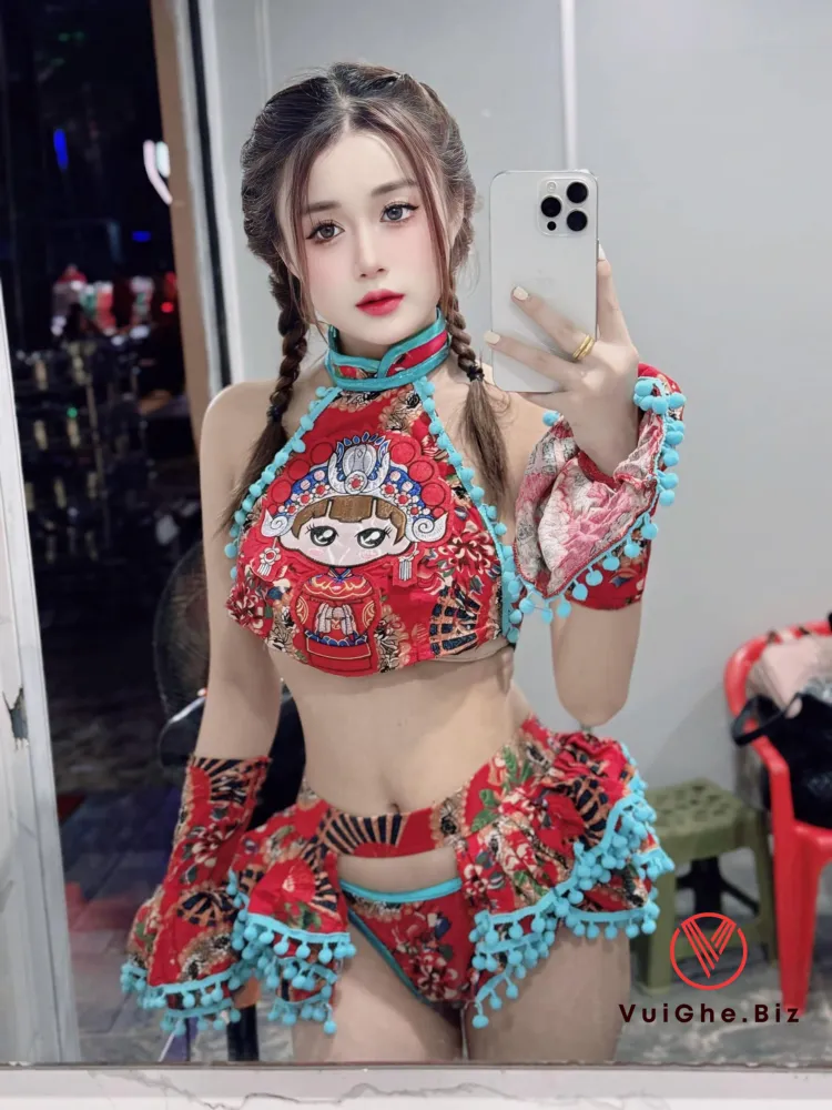 dancer quynh nga sexy 25