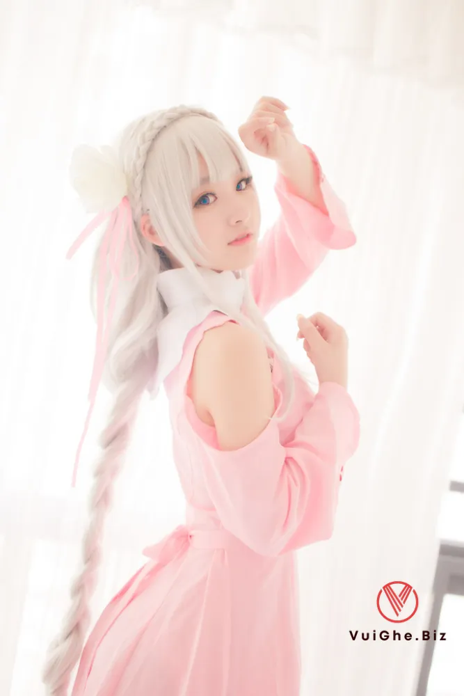 Hình Anime Cosplay Lộ Mông To Trắng Nõn